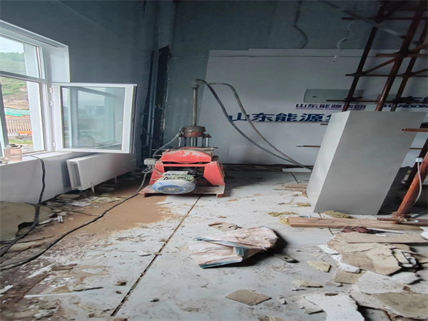 潢川地基基础下沉墙体裂缝加固注浆顶升施工